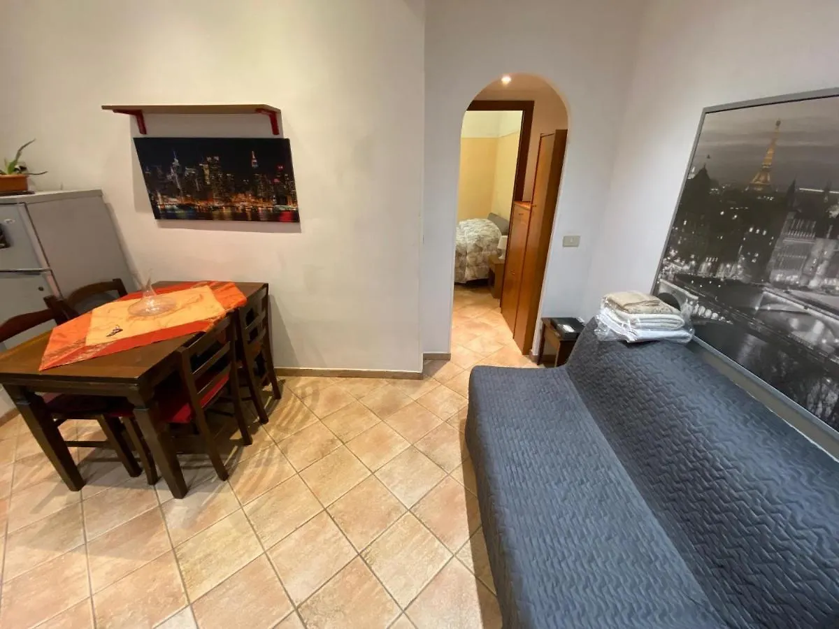 Sweet Sleep Appia San Giovanni Apartment Rome 0*,